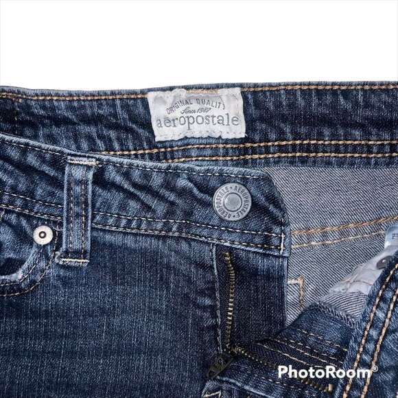 Aeropostalé Low-Rise Dark-Wash Jean Shorts - Picture 2 of 12